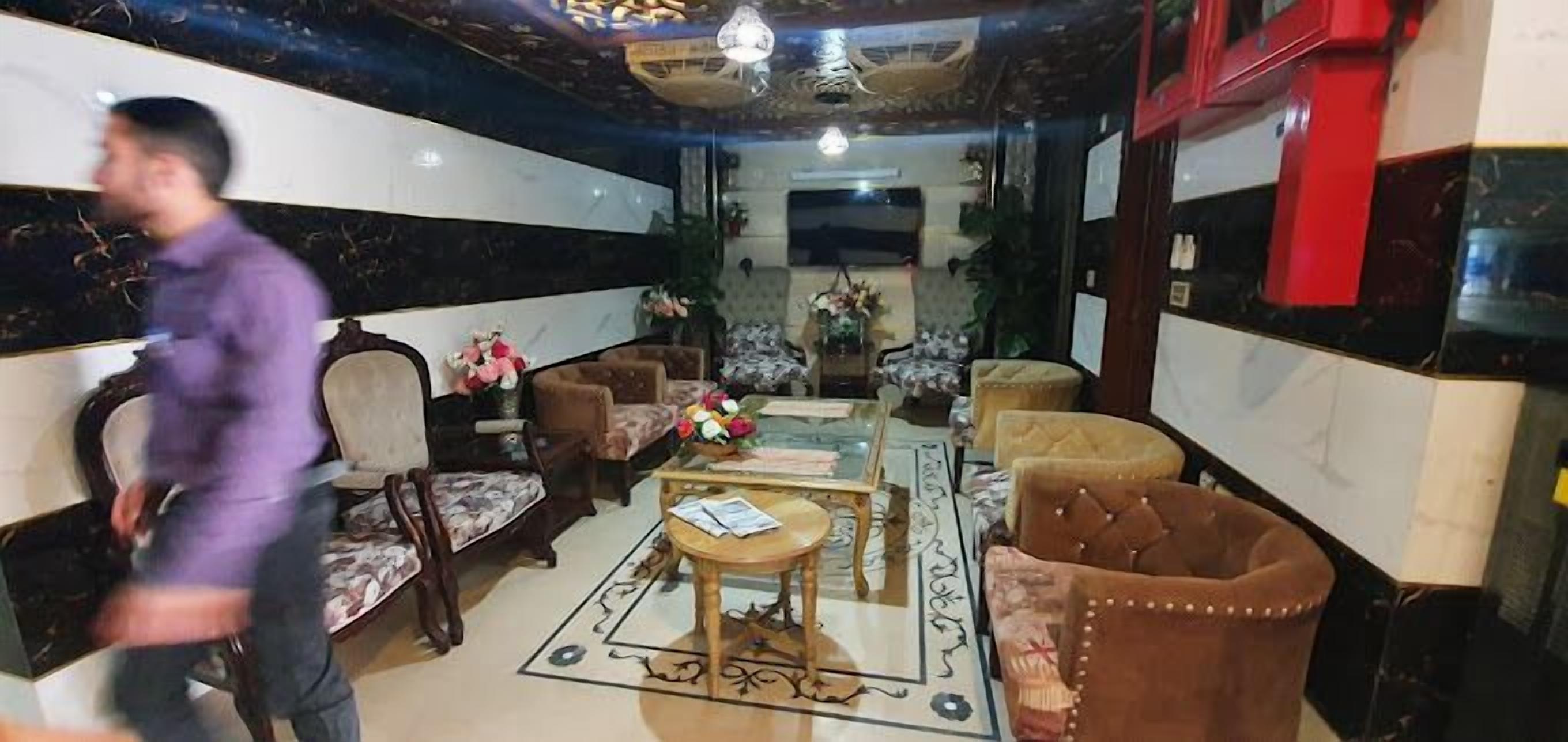 Zahrun Hotel