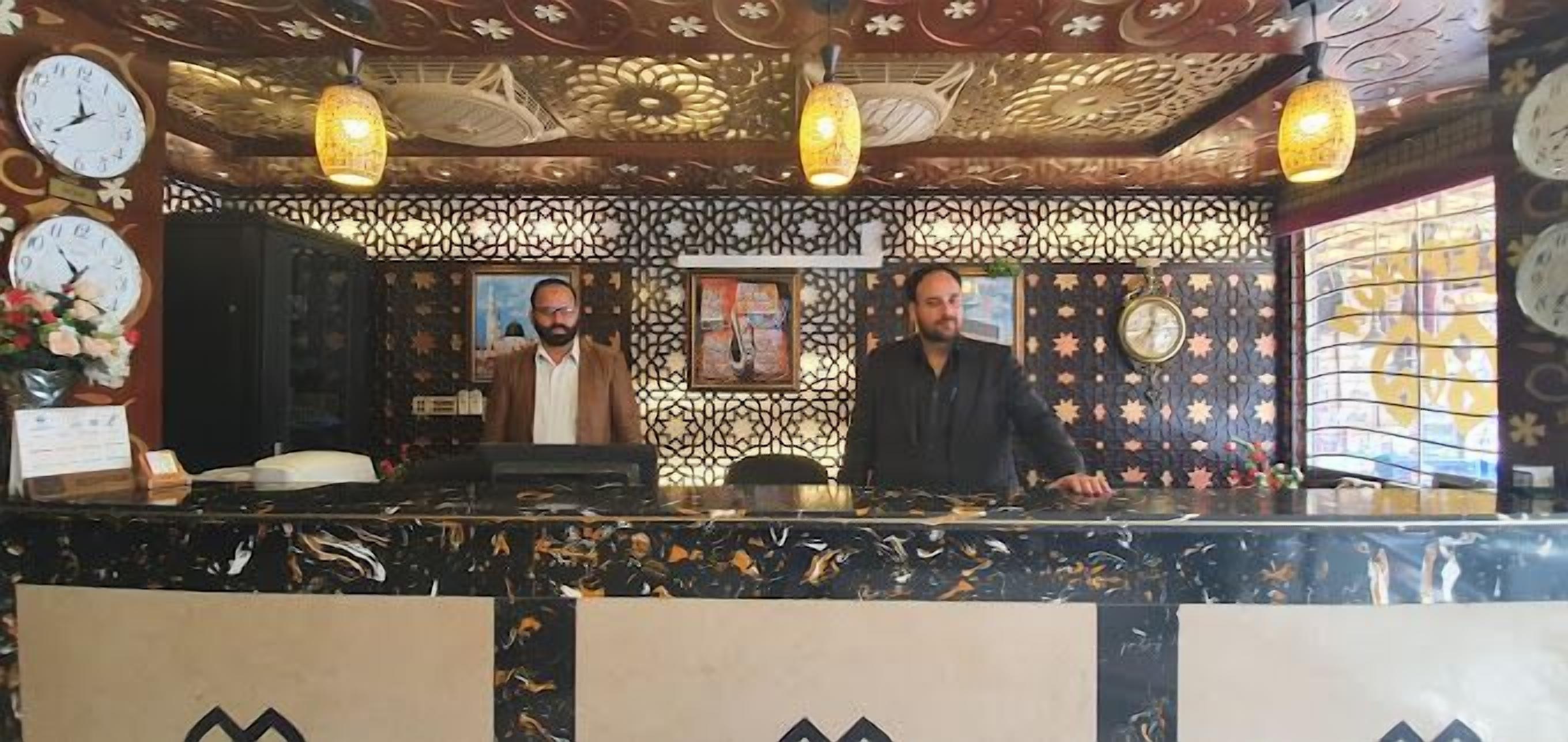 Zahrun Hotel