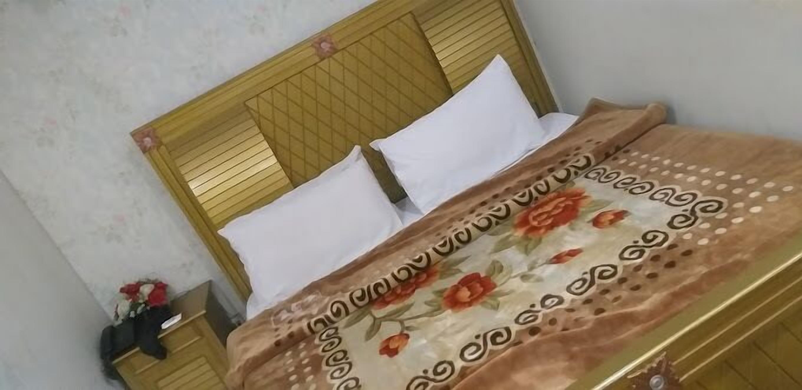 Zahrun Hotel
