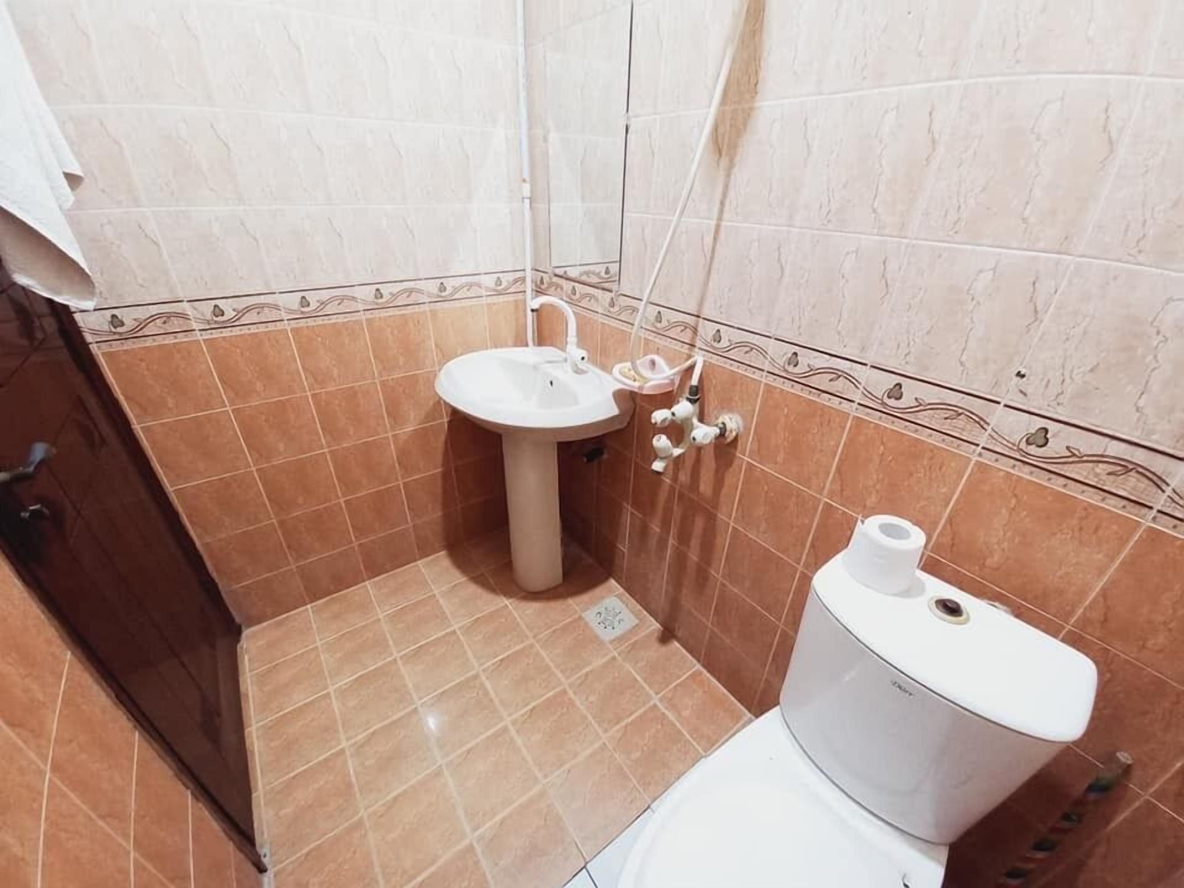 Gulshan Family Guest House