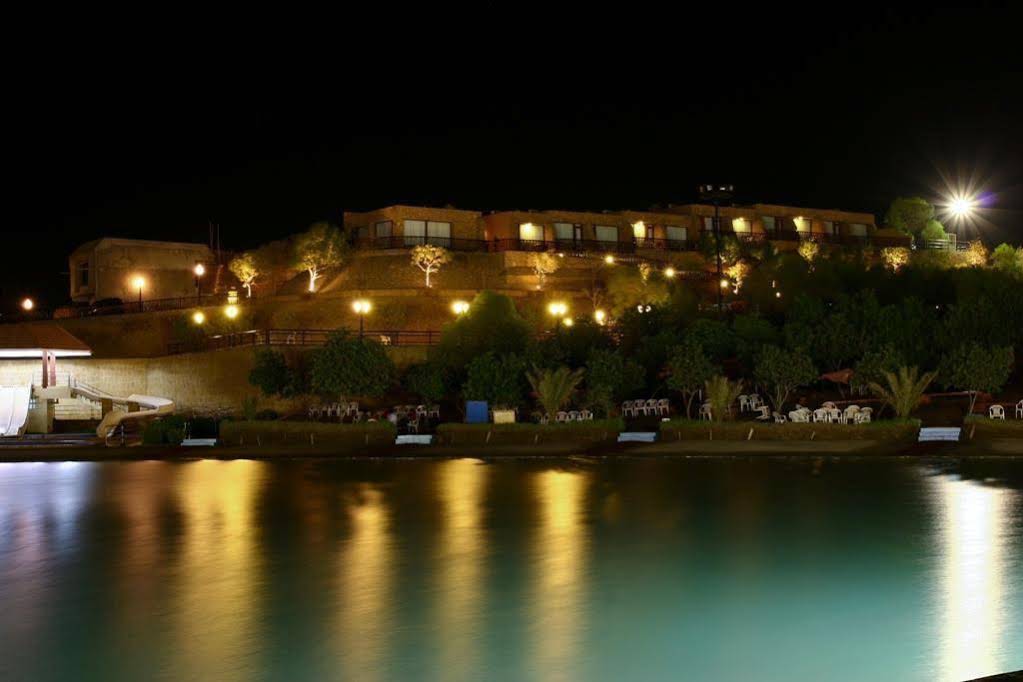 Dreamworld Resort, Hotel & Golf Course