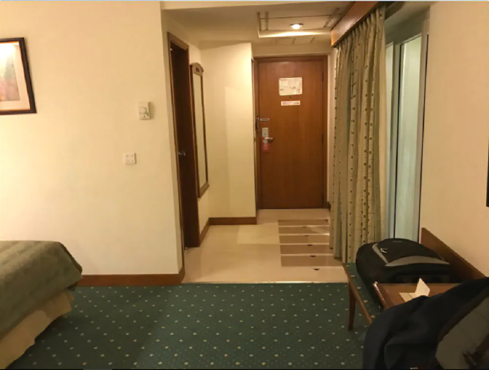 Embassy Inn