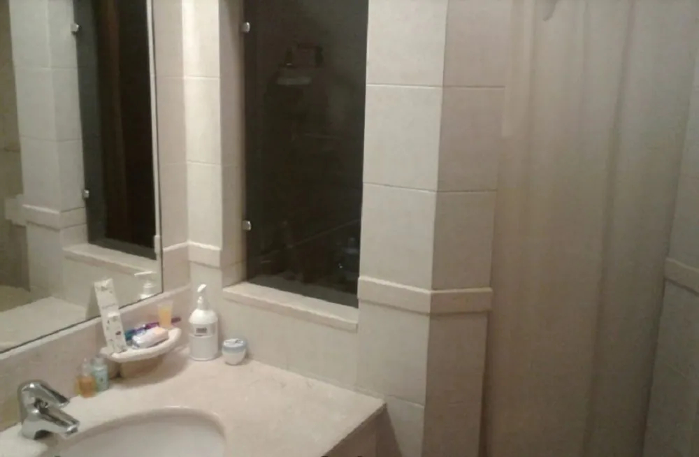 Embassy Inn