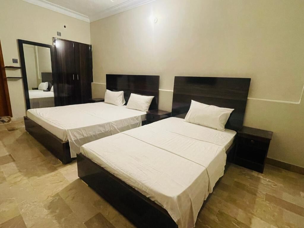 Hotel Bed & Rest