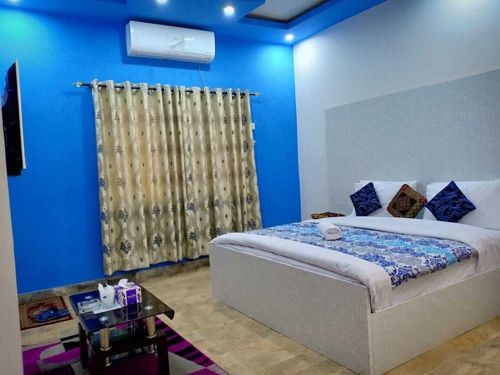 Hotel Defence Inn