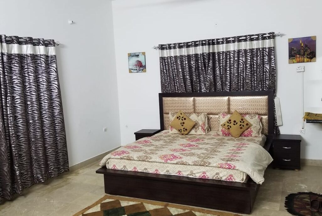 Hotel Executive Lodge