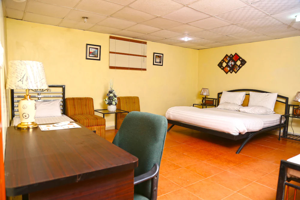 Luxury Inn Guest House