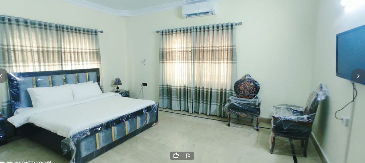 Waypoint Hotel
