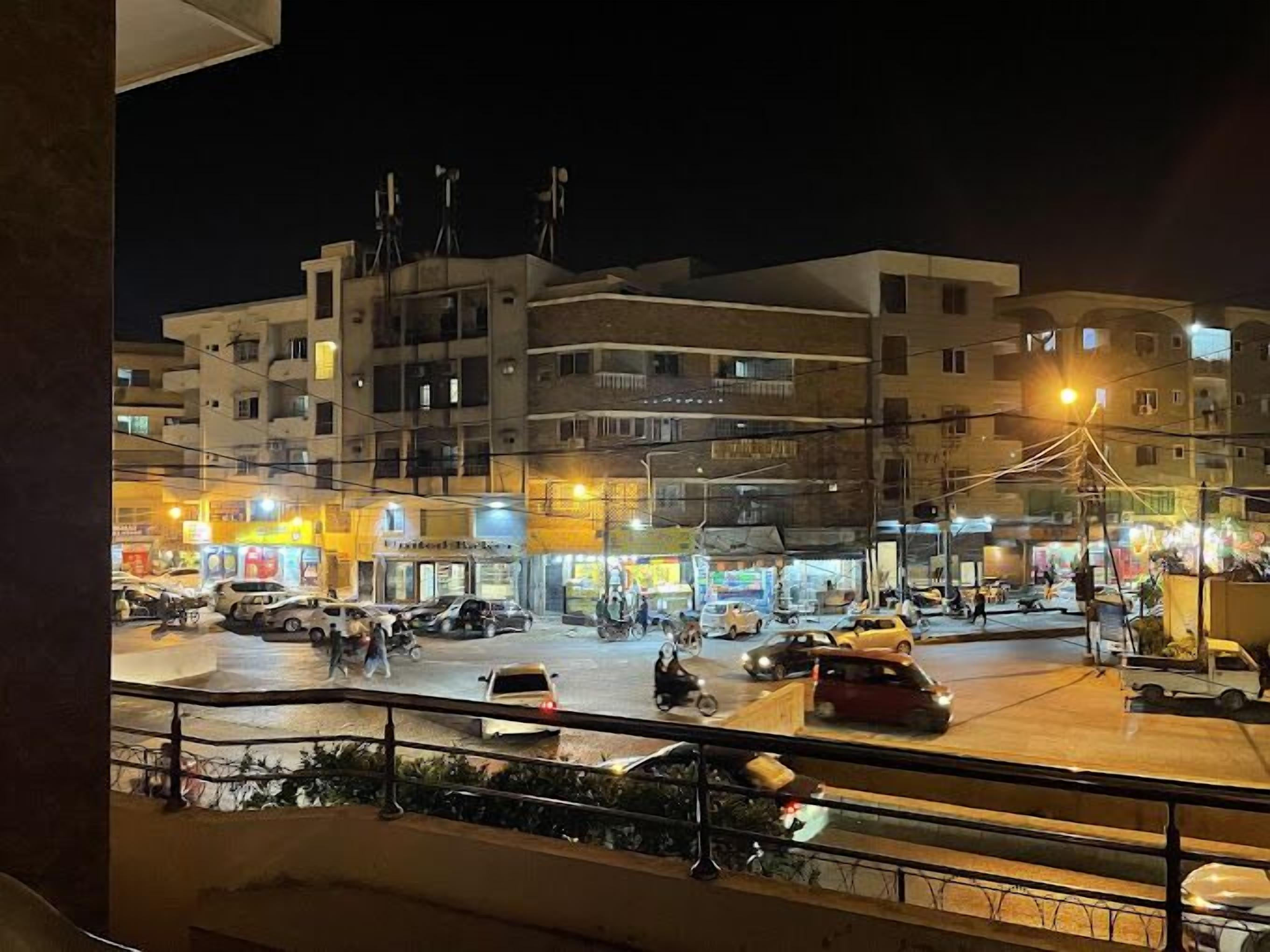 World Inn Karachi
