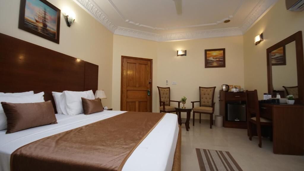 World Inn Karachi