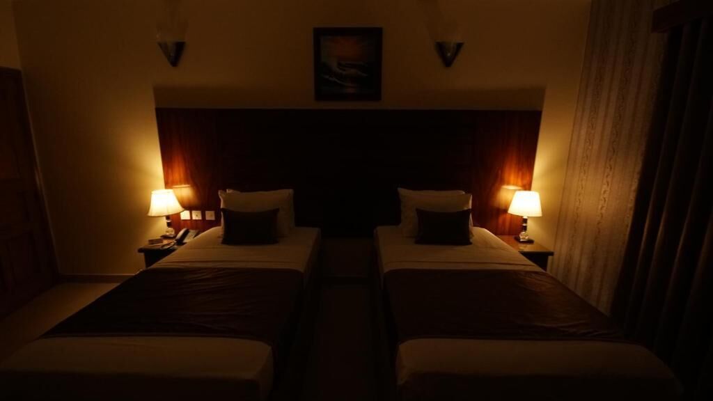 World Inn Karachi