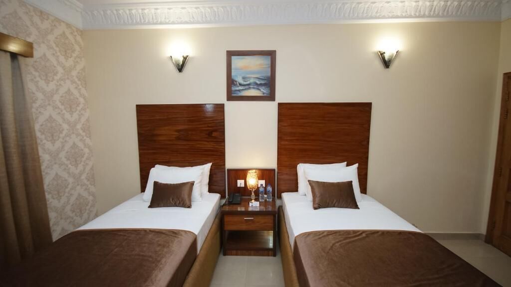 World Inn Karachi