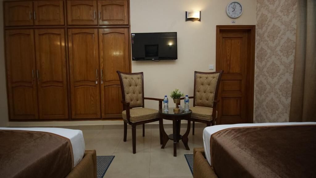 World Inn Karachi