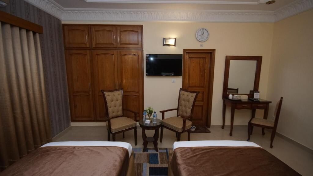 World Inn Karachi