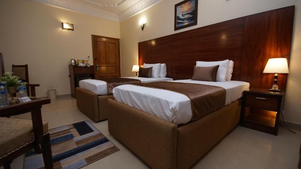 World Inn Karachi