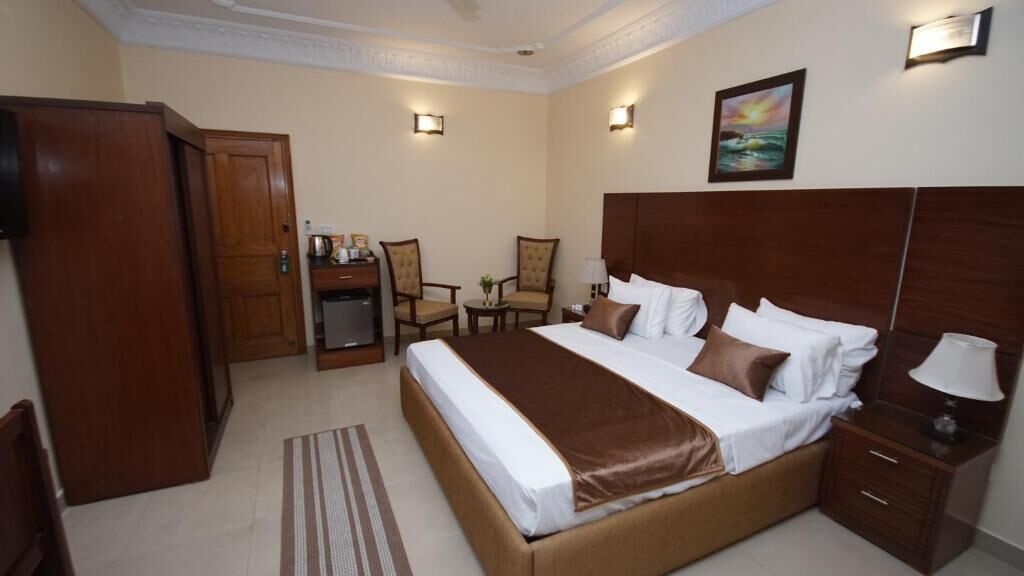 World Inn Karachi