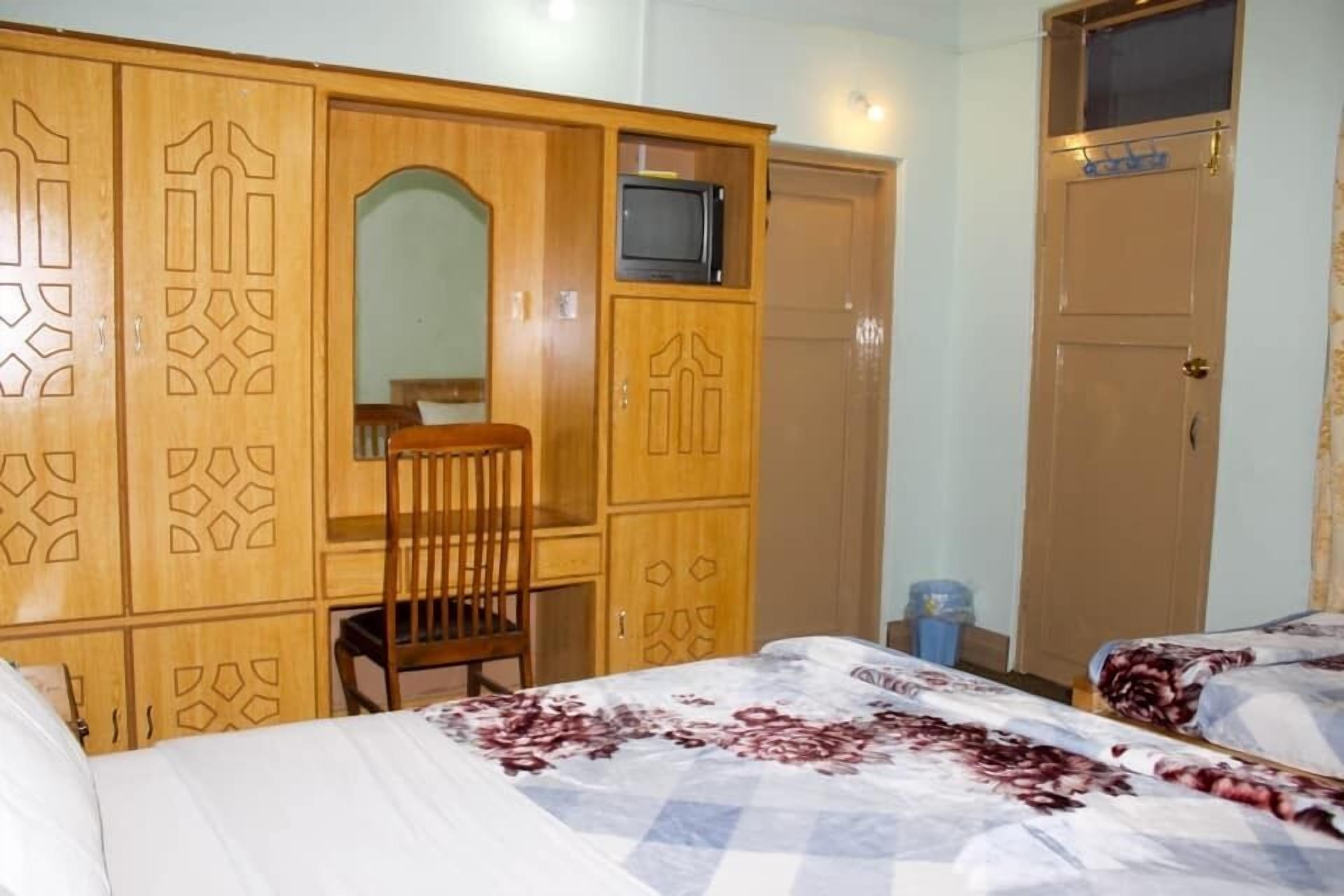 Mulberry Hotel