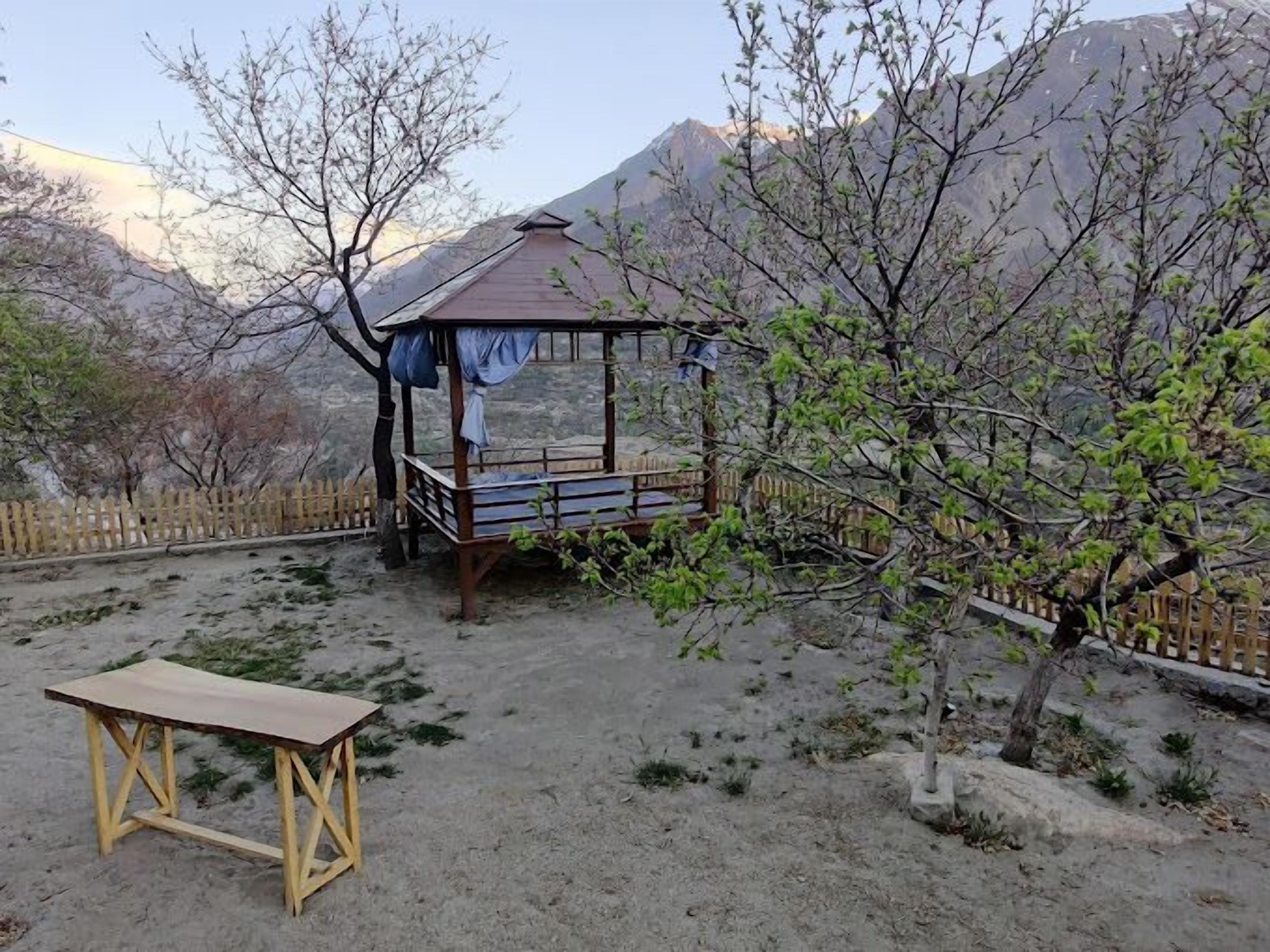 Sakura Lodges Hunza