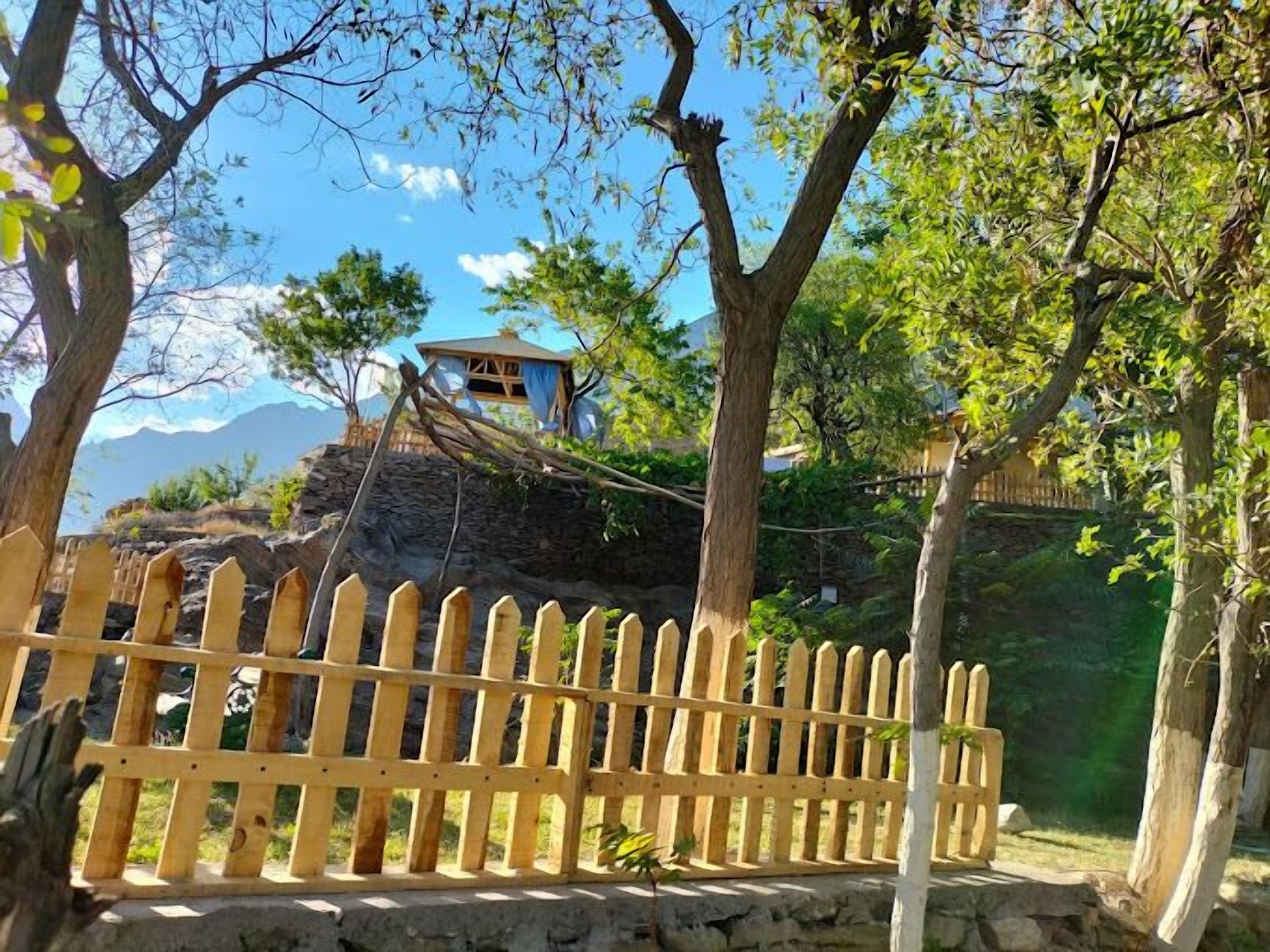 Sakura Lodges Hunza
