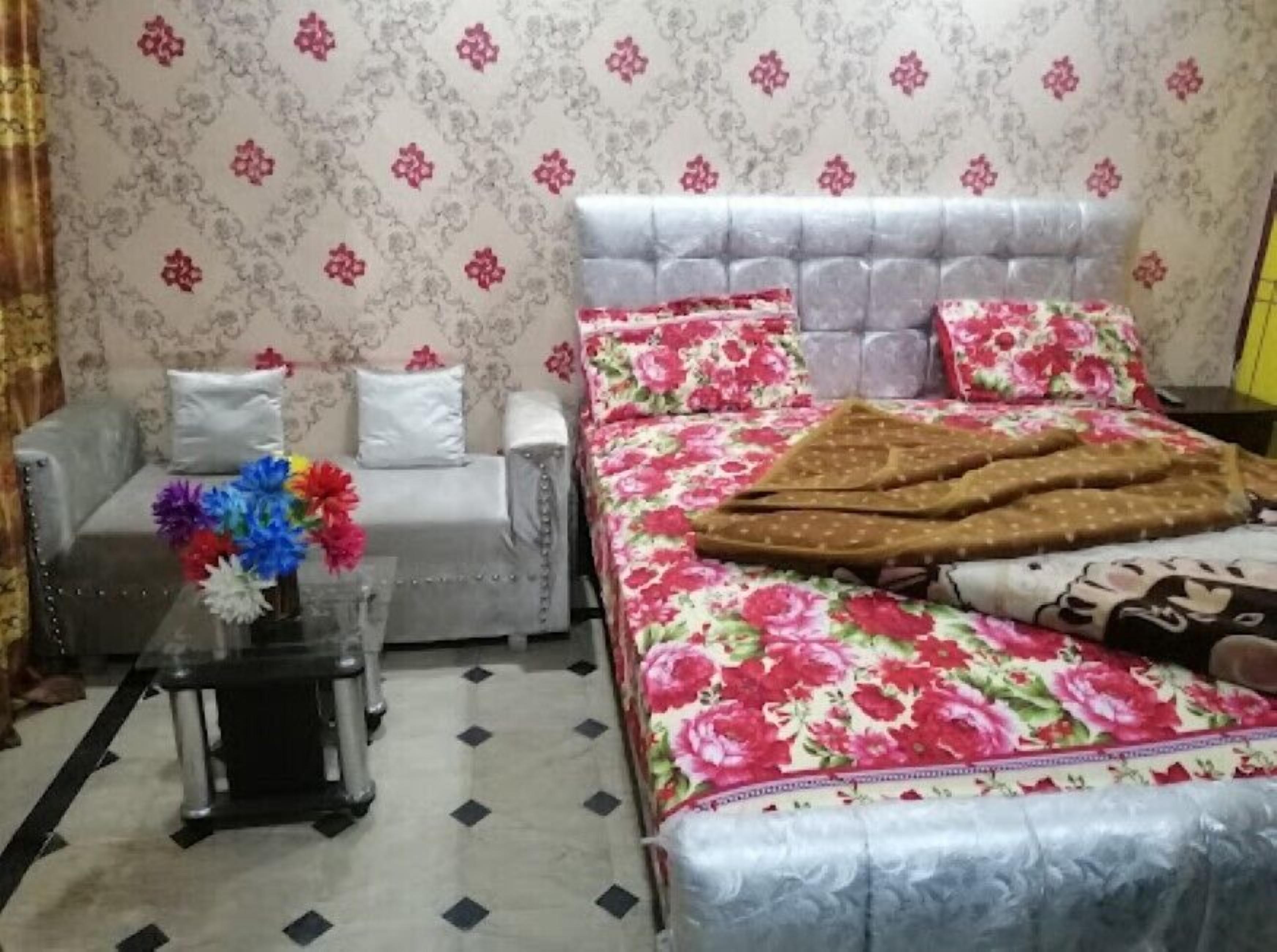 Alnoor Palace Hotel
