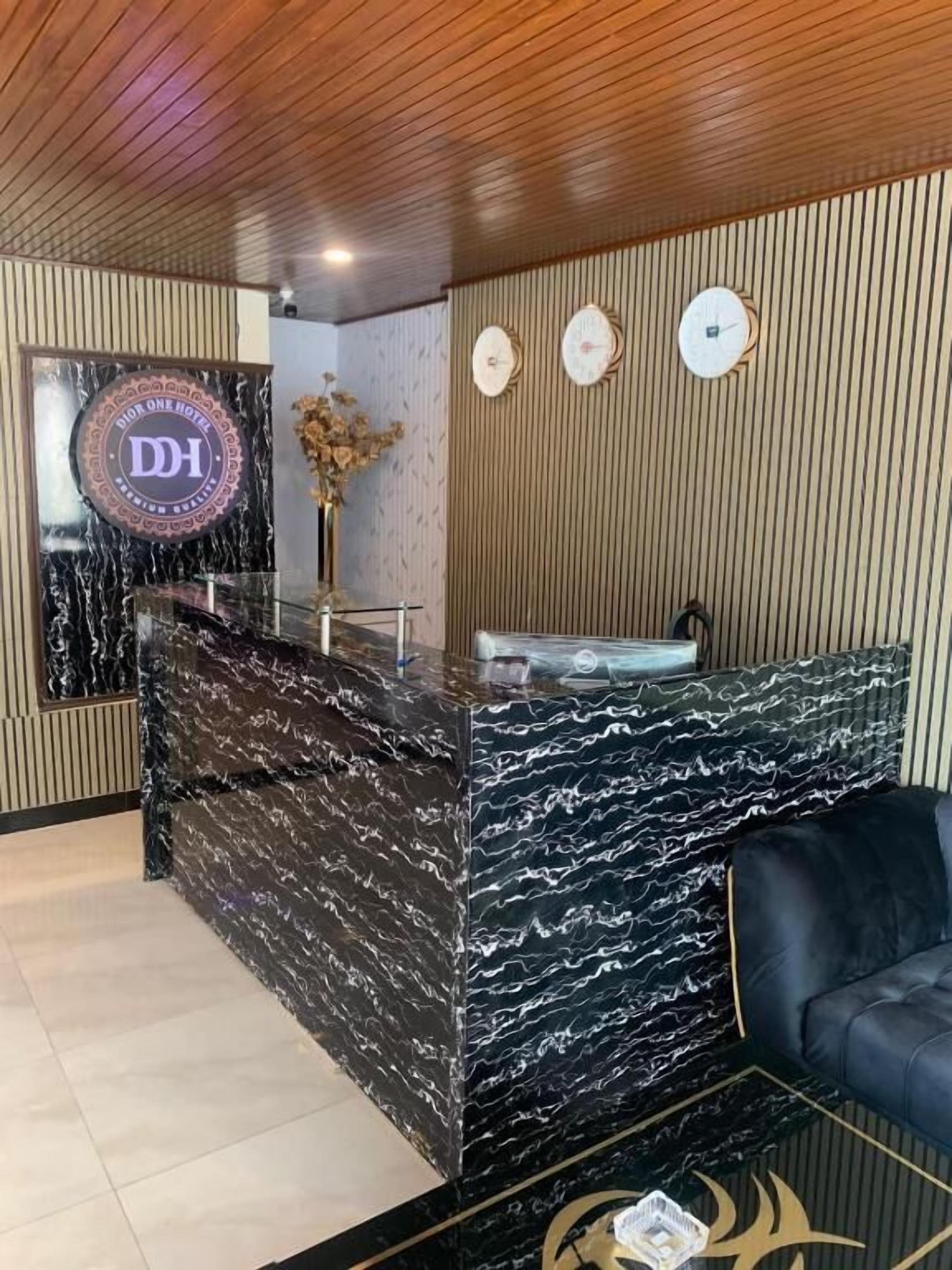 Dior One Hotel