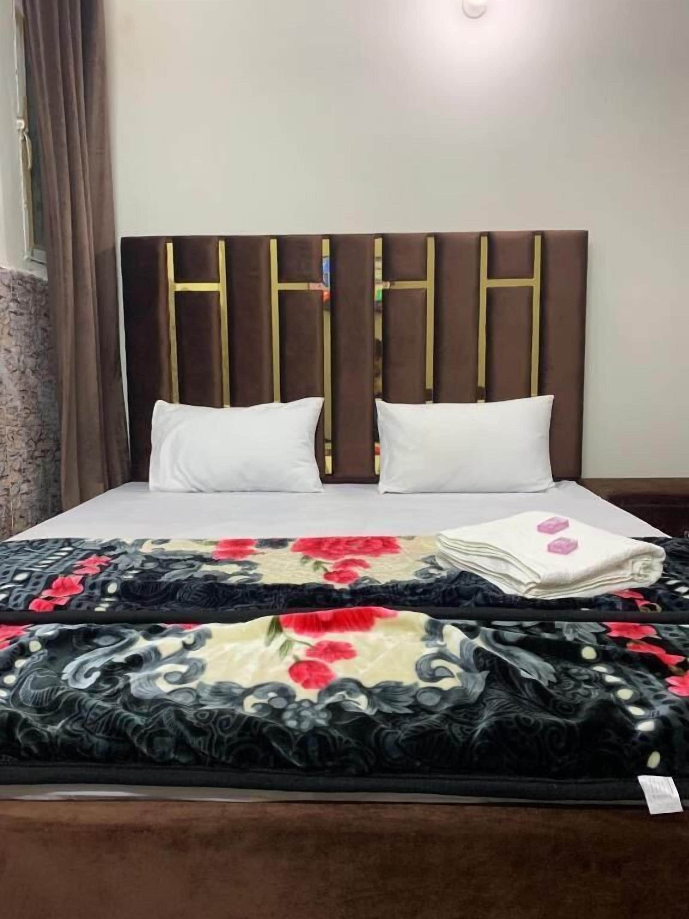Eden Plus Executive Hotel