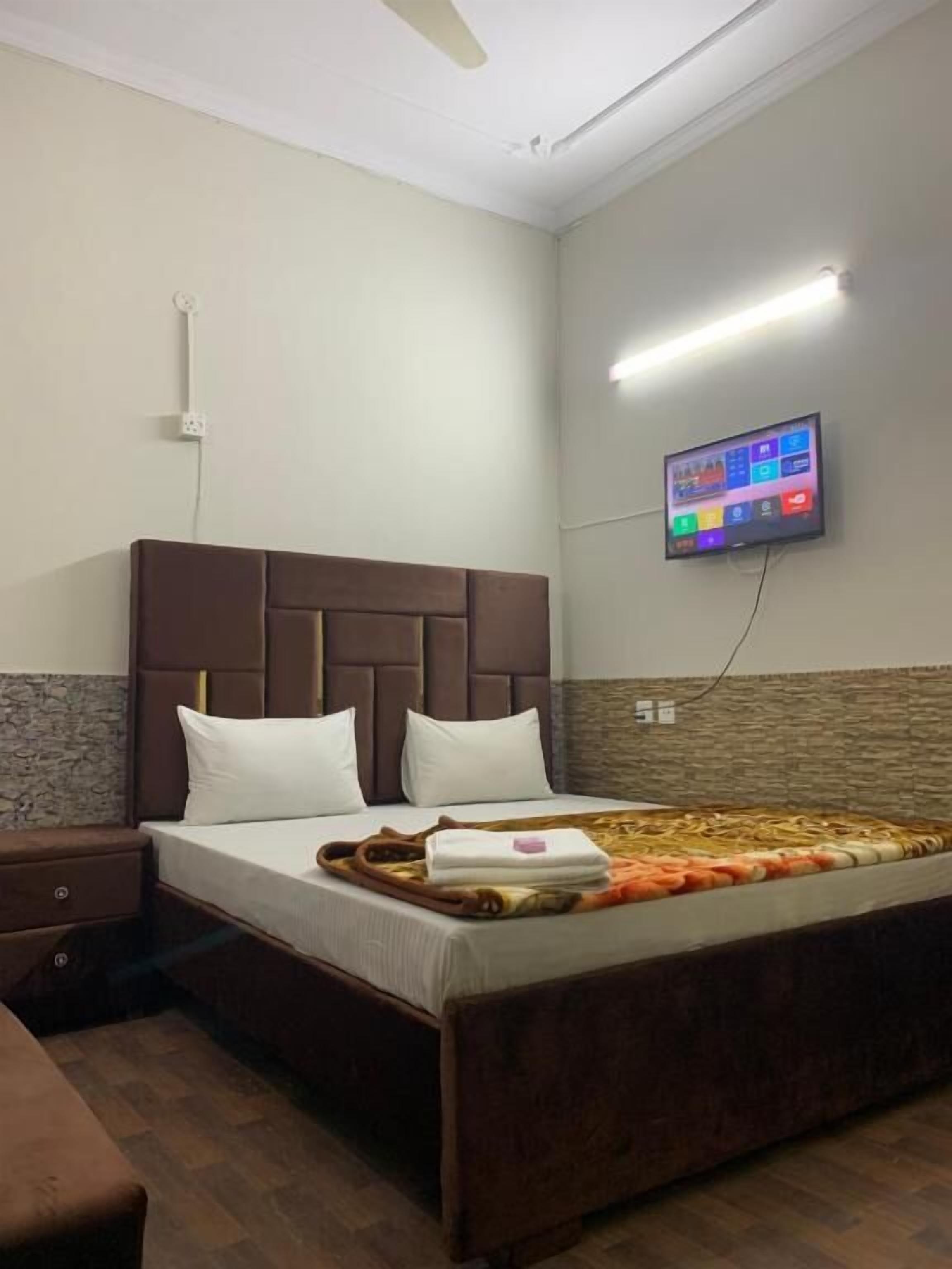 Eden Plus Executive Hotel