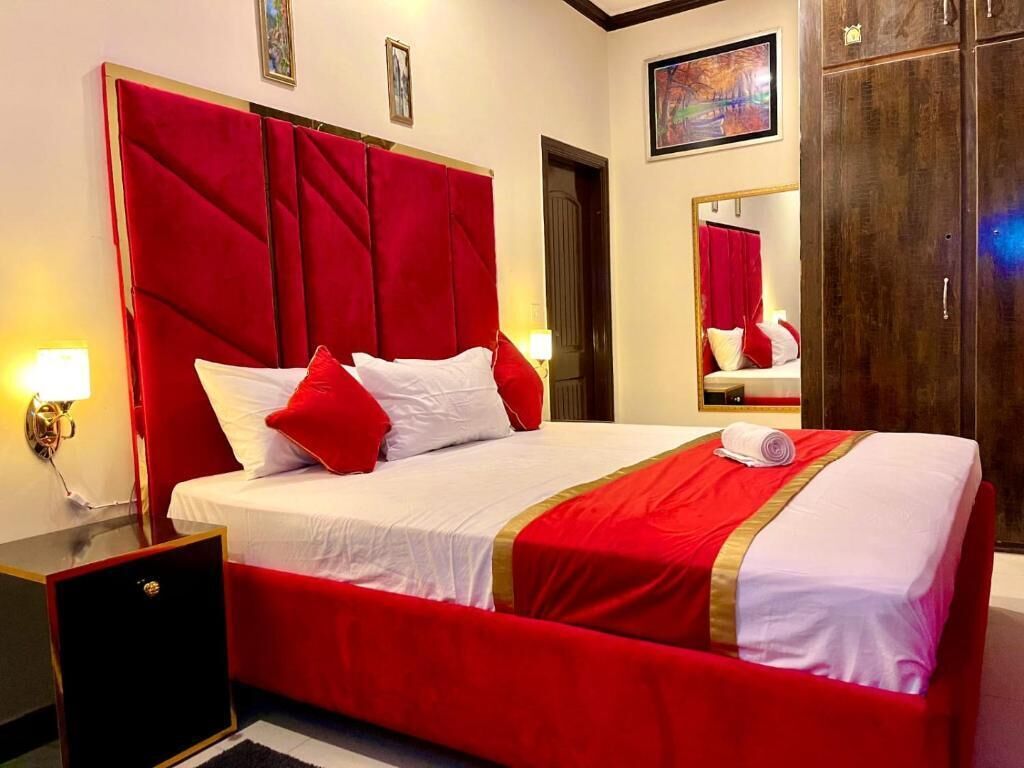 Go Guest House Lahore