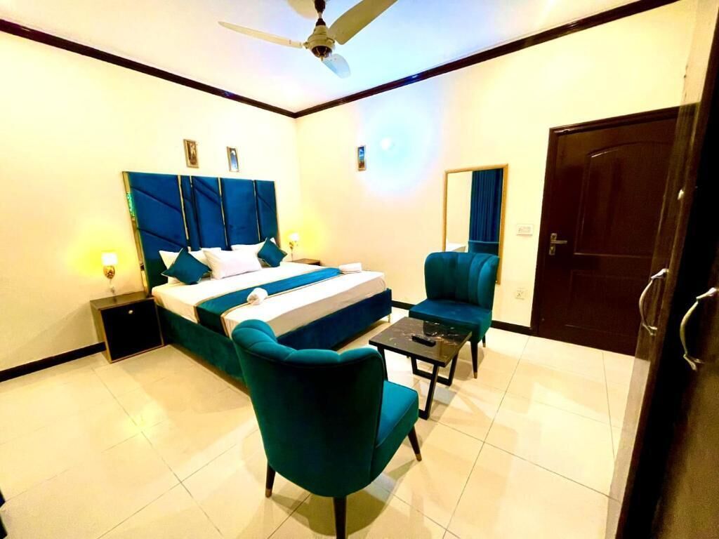 Go Guest House Lahore