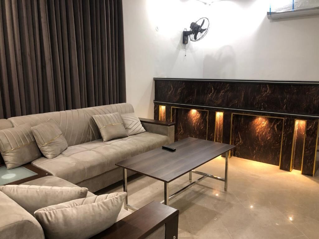 Hotel Five Season