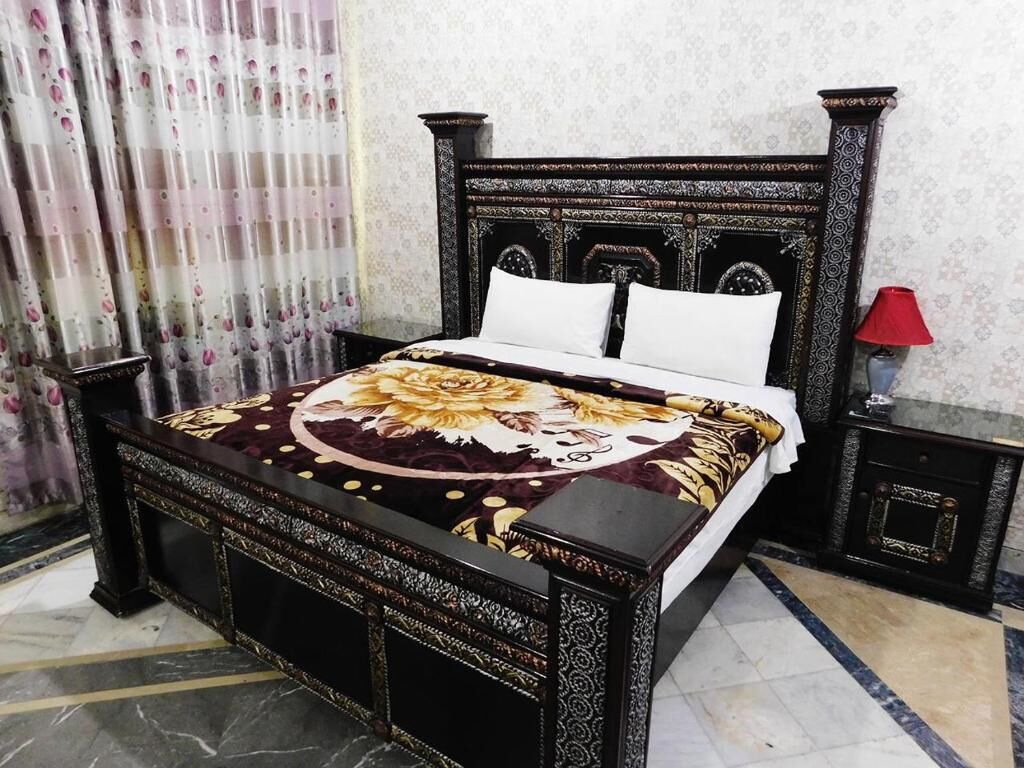 Hotel Moon Palace