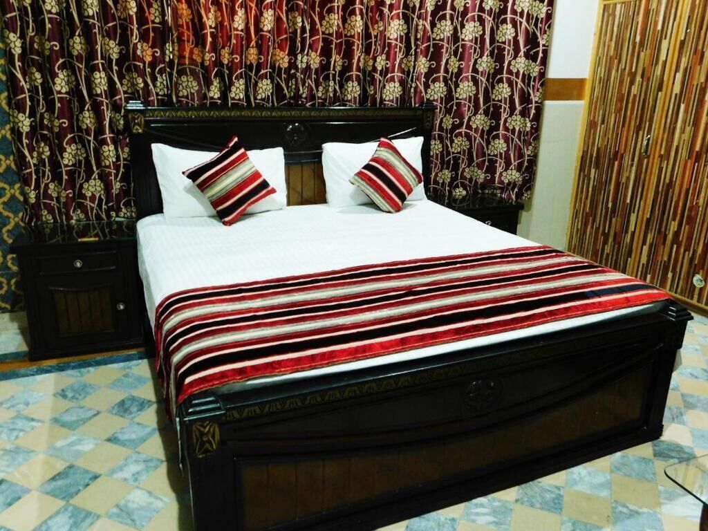 Hotel Moon Palace