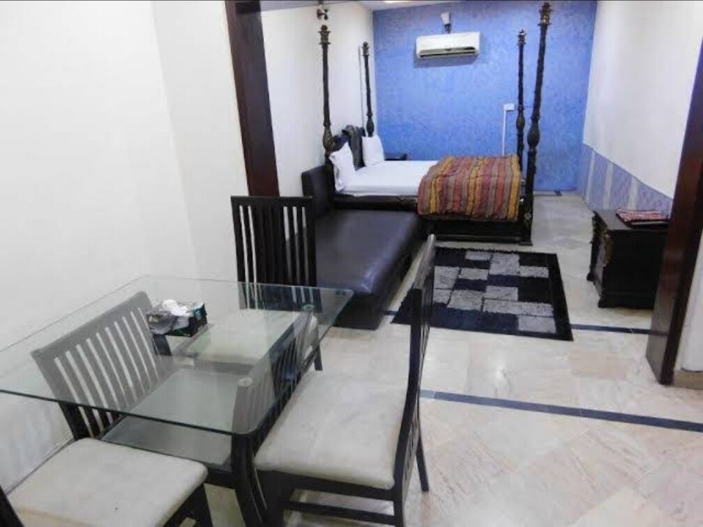 Hotel New Holiday