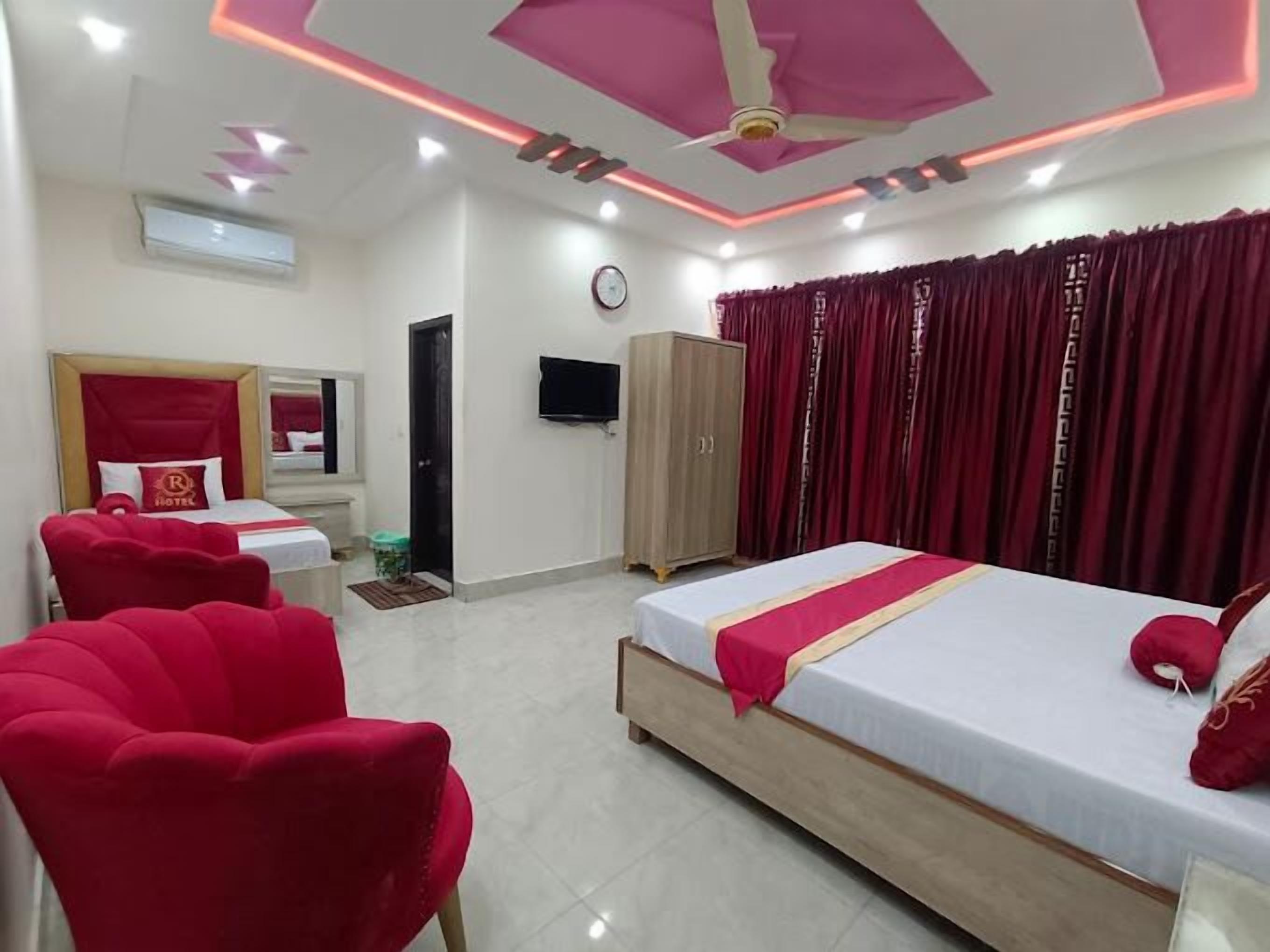 Hotel New Royal Palace