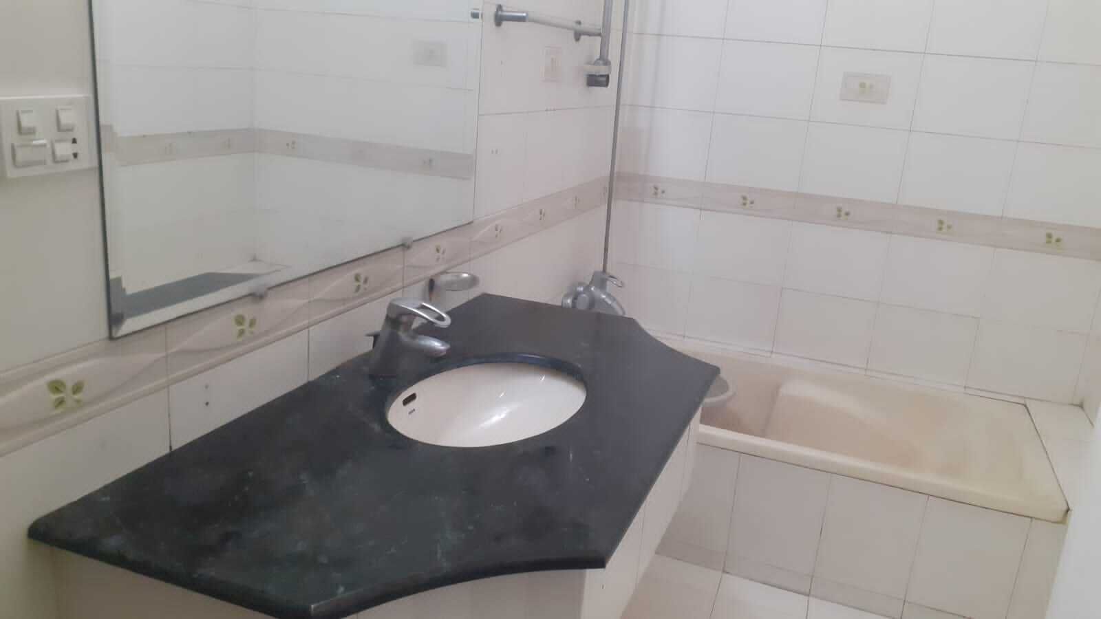 Hotel Pak Inn Gulberg
