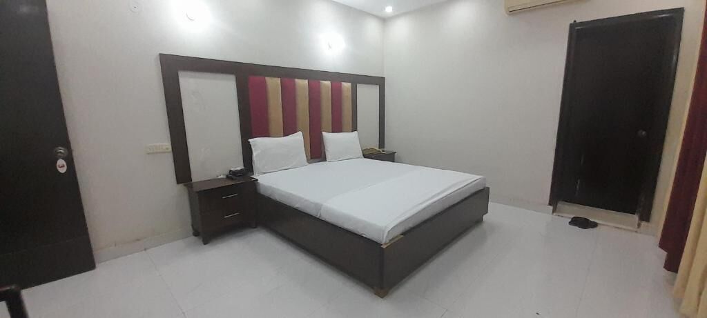 Hotel Prime Rose
