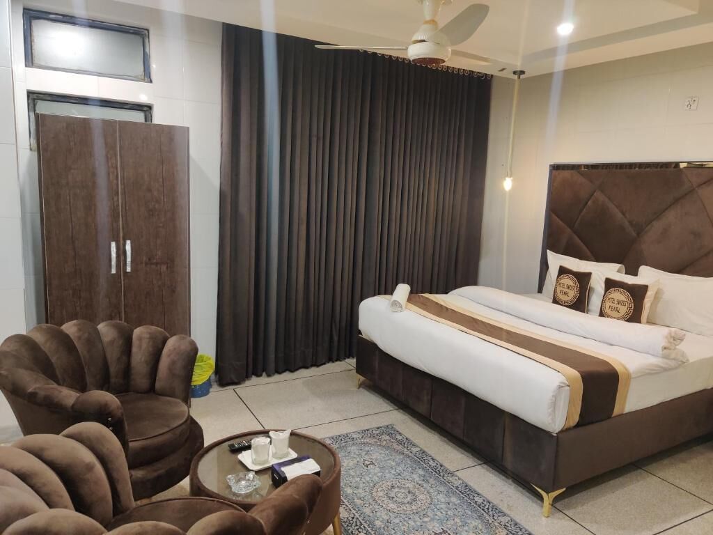 Hotel Swiss Pearl