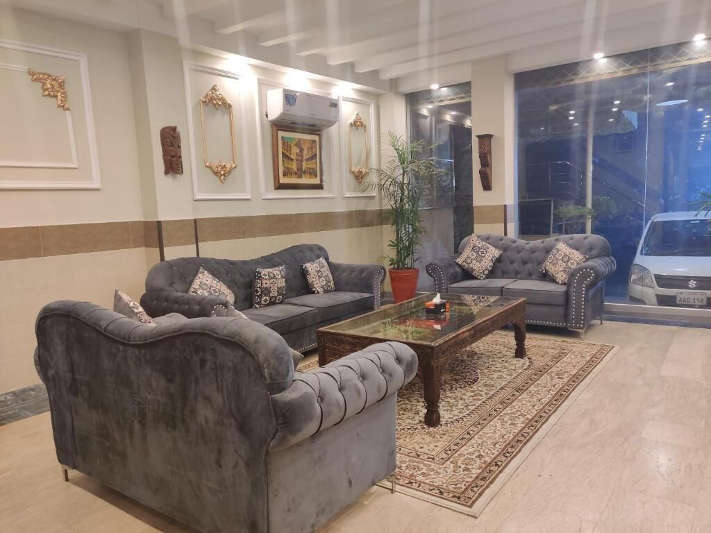 Hotel Swiss Pearl