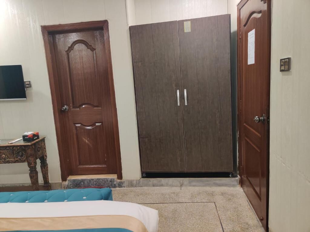 Hotel Swiss Pearl