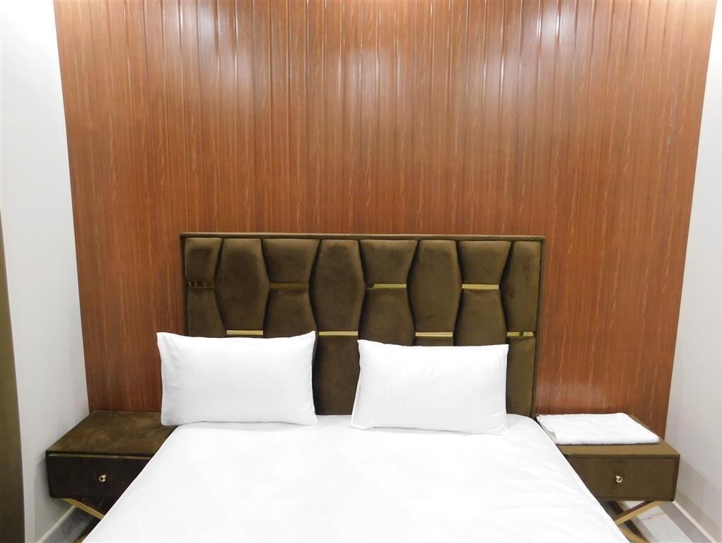 Kings Hotel