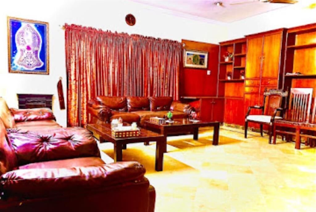 Omega Inn Hotel