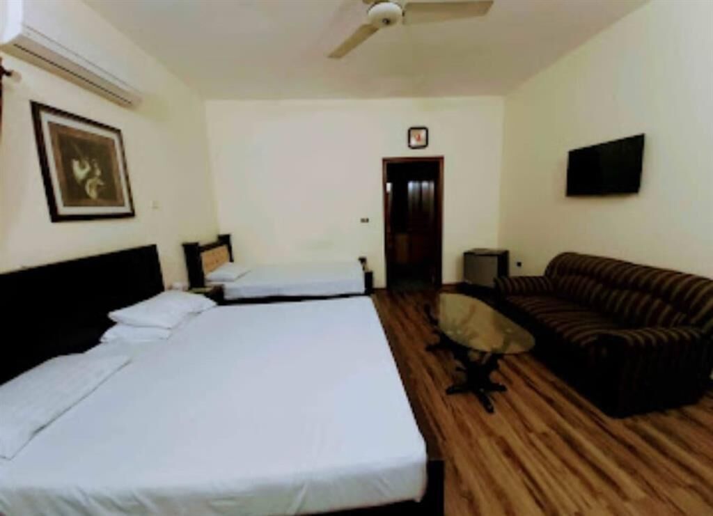 Omega Inn Hotel