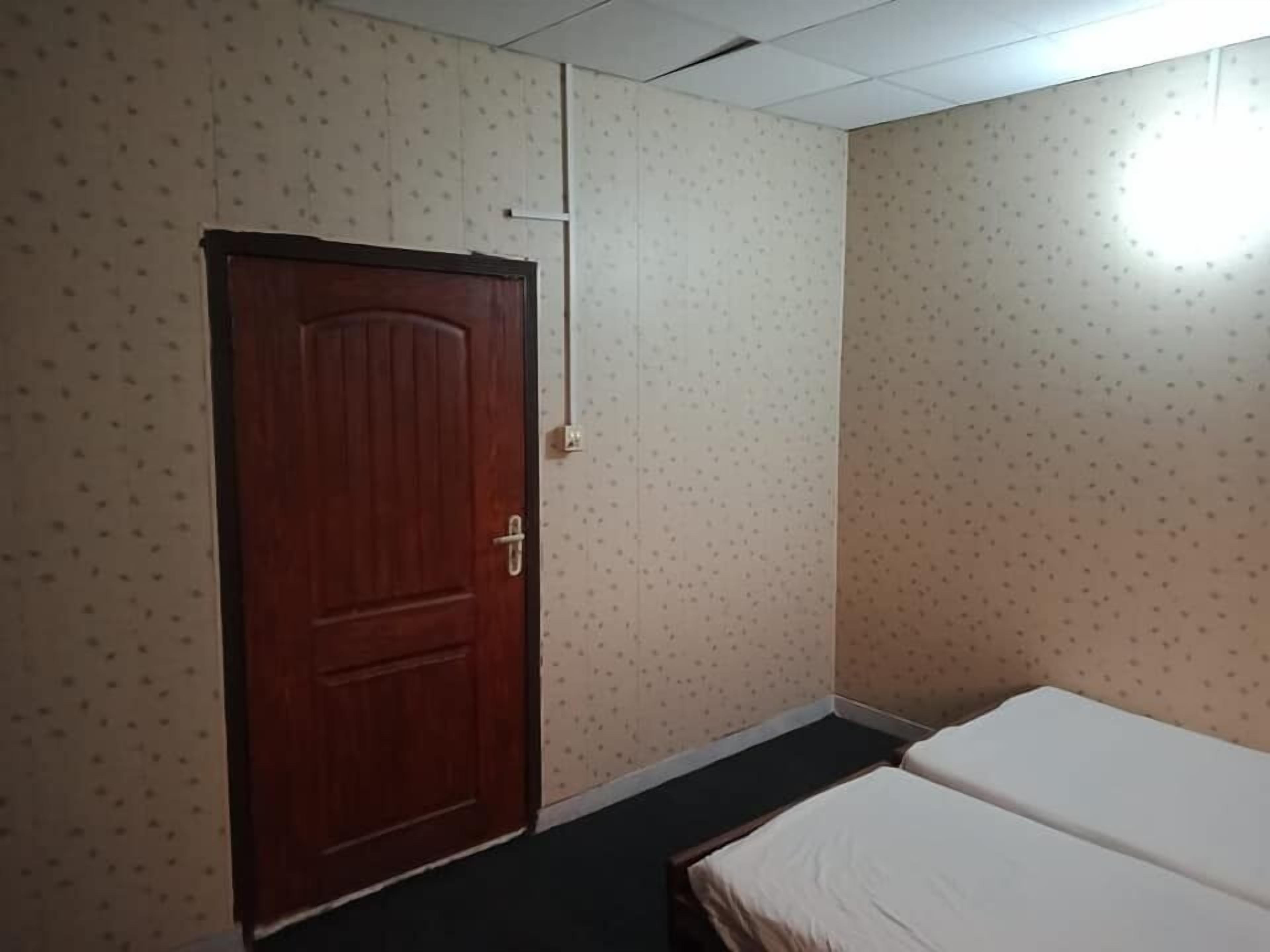 Regale Internet Inn