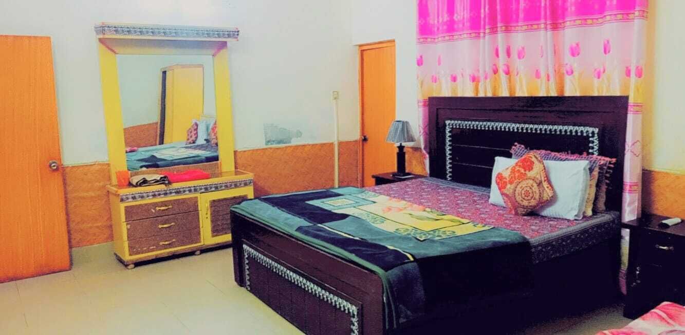 Hotel Paradise Inn