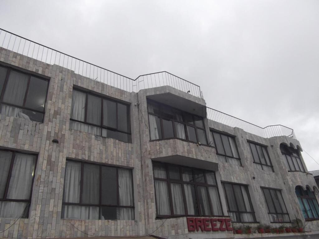 Breeze Hotel