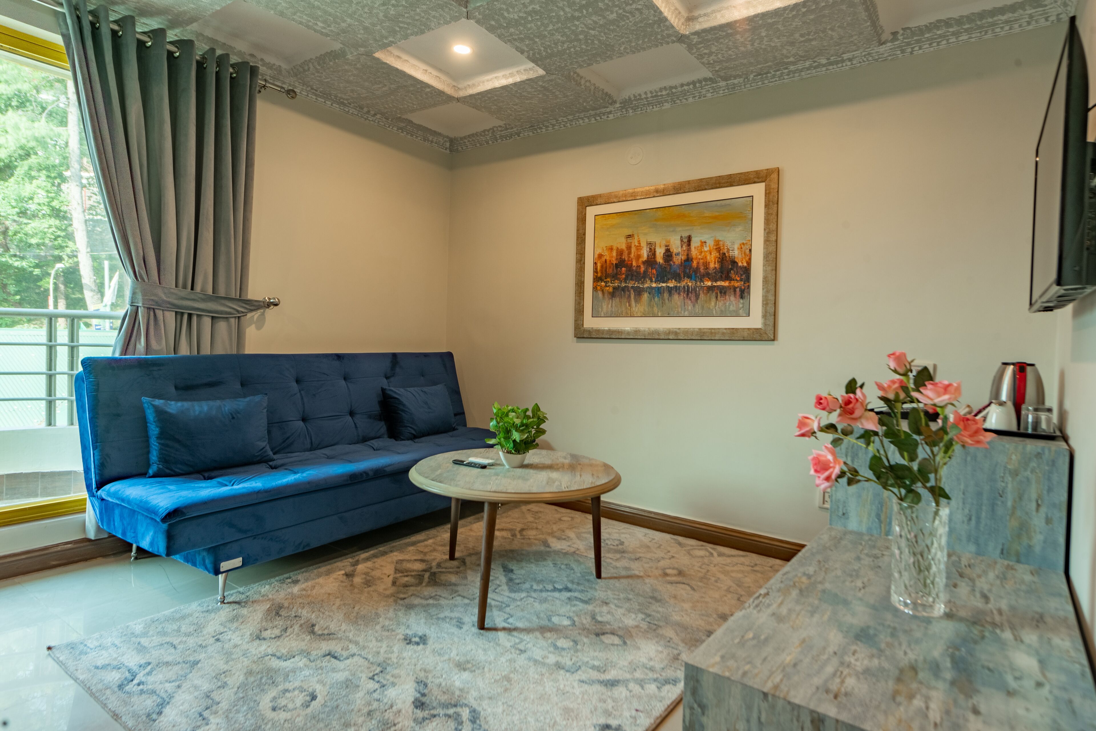 Cecil by Pearl Continental