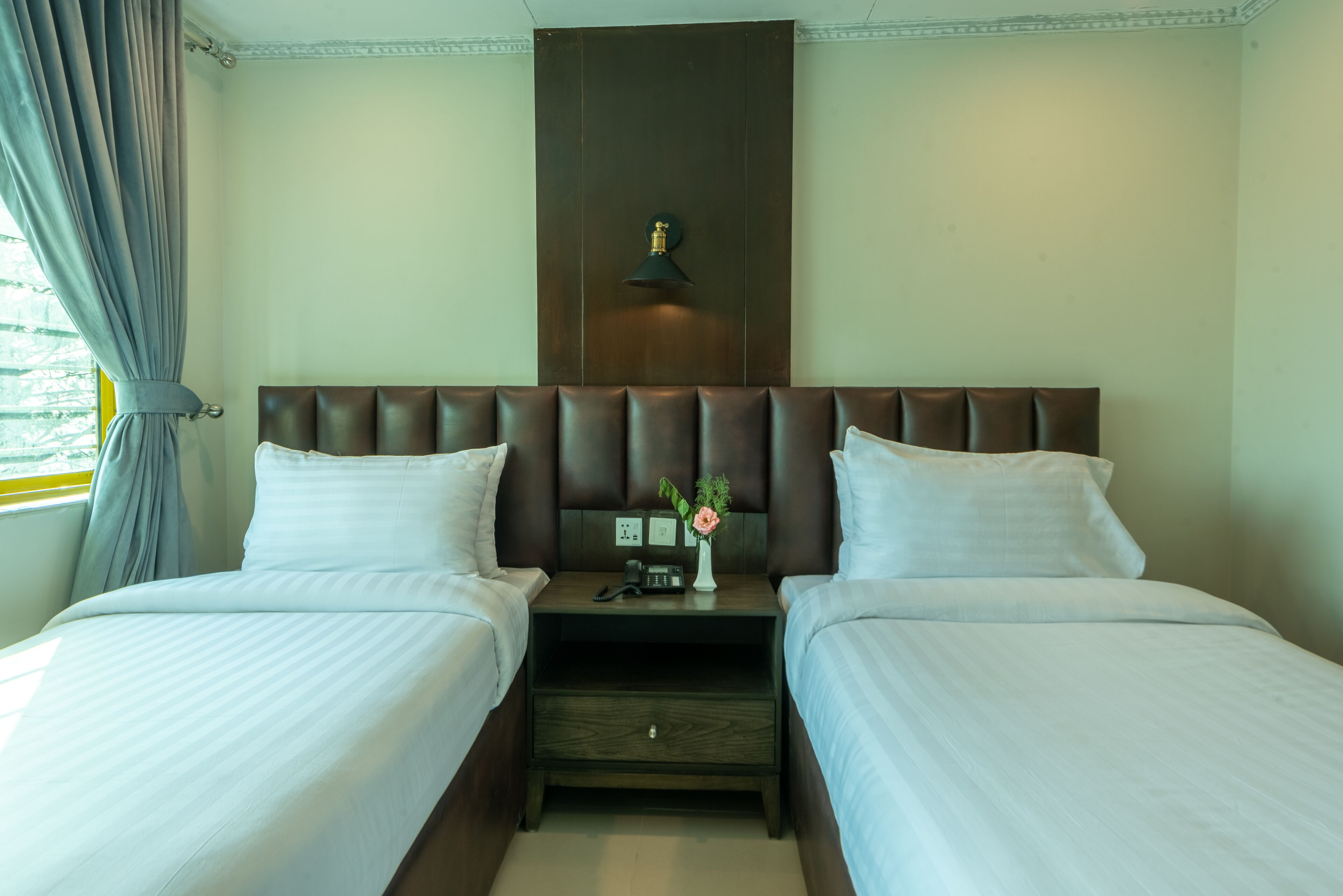 Cecil by Pearl Continental