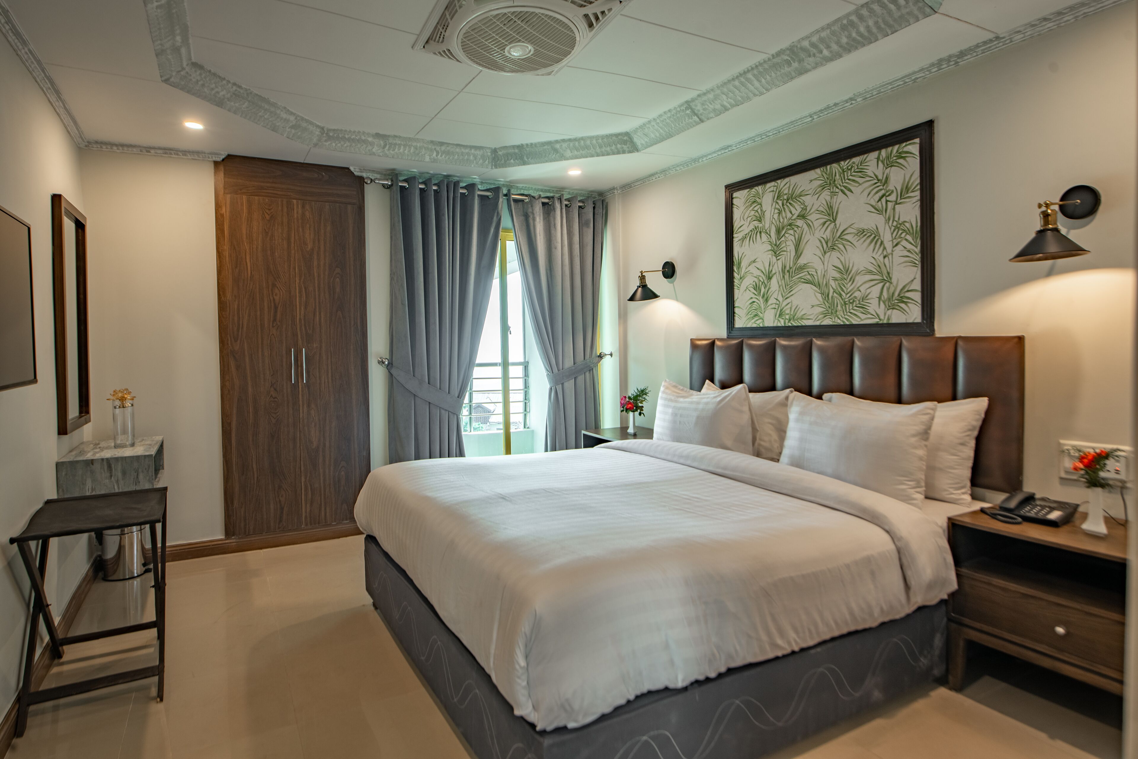Cecil by Pearl Continental