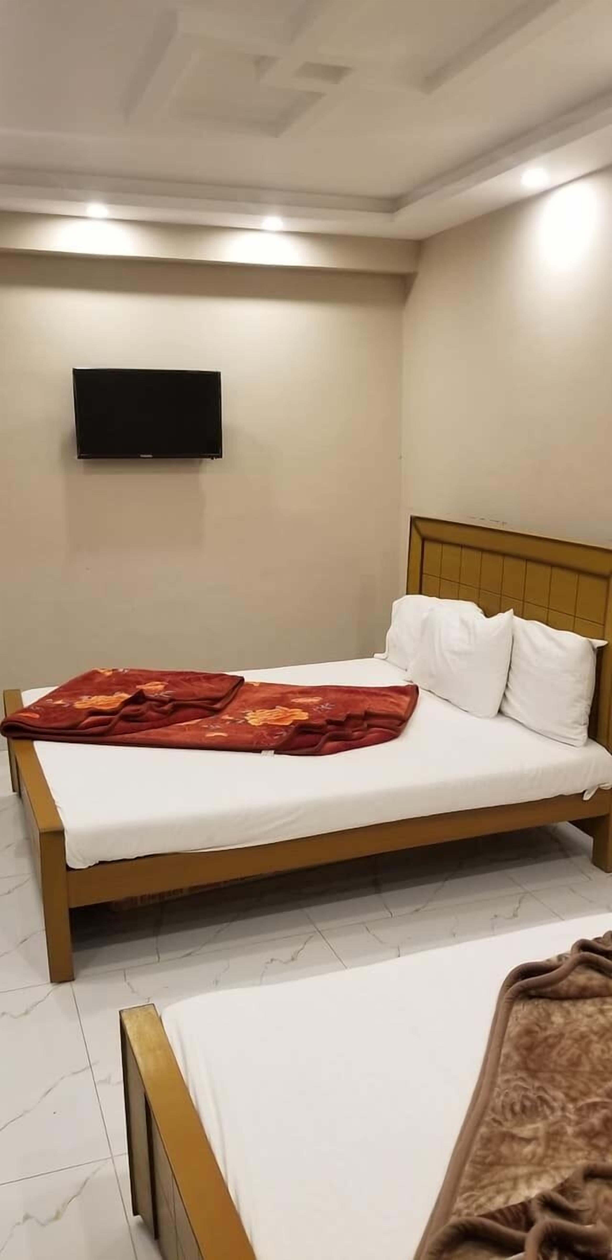 Gt Empire Hotel