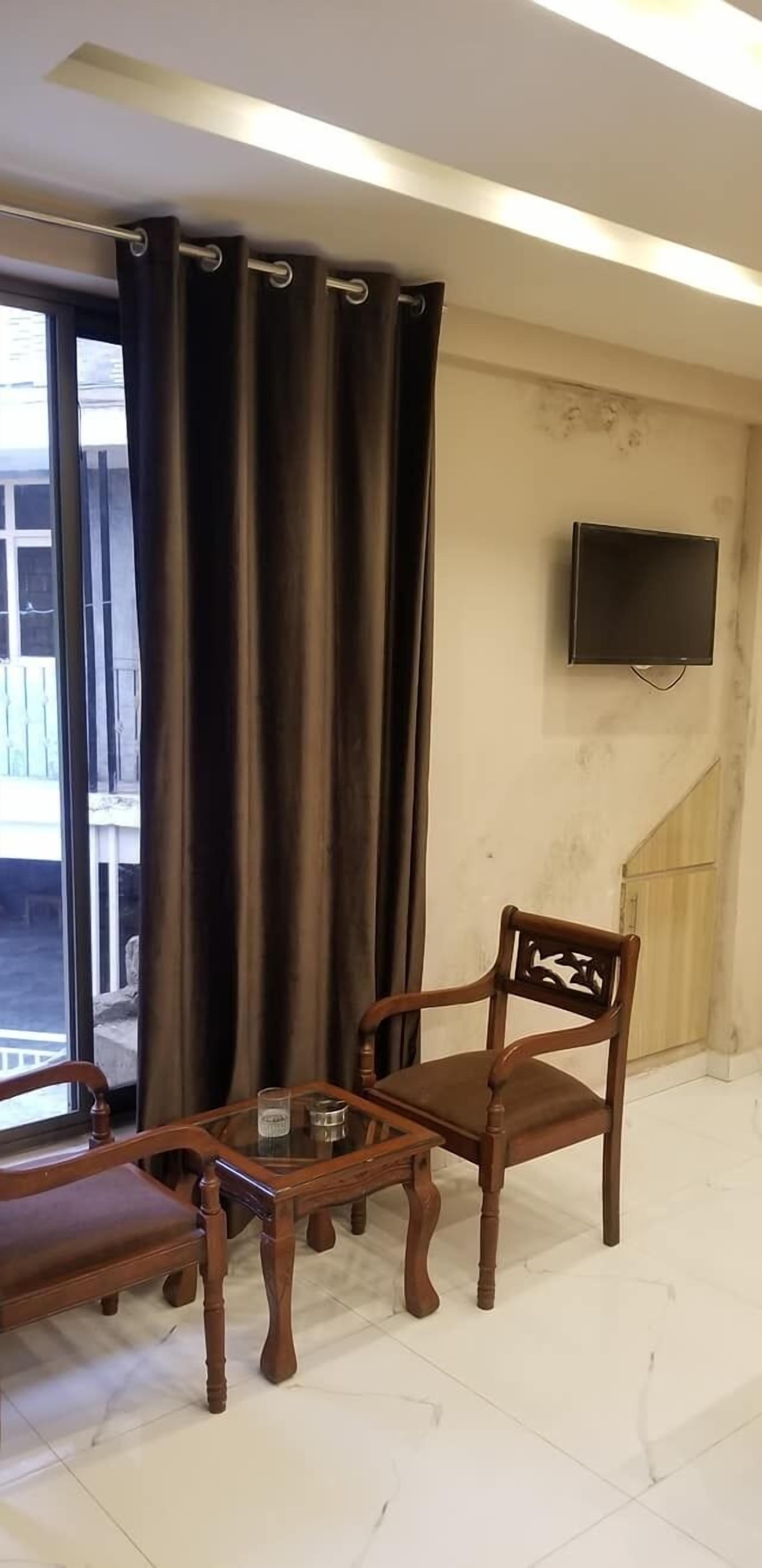Gt Empire Hotel